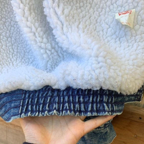 Levi’s oversized sherpa lined heavyweight vintage denim jacket - Picture 15 of 16